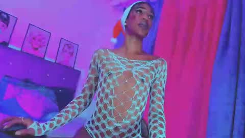 Your Queen KIM online show from December 2024 03:26:02 PM