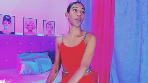 Your Queen KIM online show from January 2025 03:55:02 PM