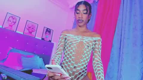 Your Queen KIM online show from January 2025 01:55:01 AM