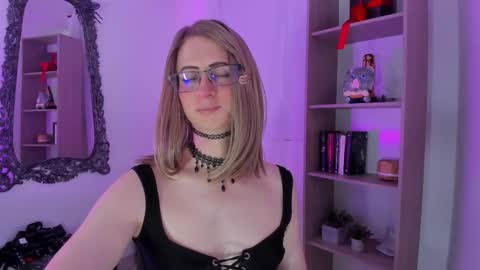 kimberly_thonson online show from November 2025 03:37:02 PM