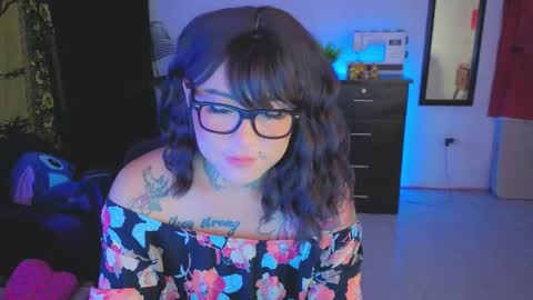 Kimberly Polizzi     online show from September 2025 02:34:01 AM