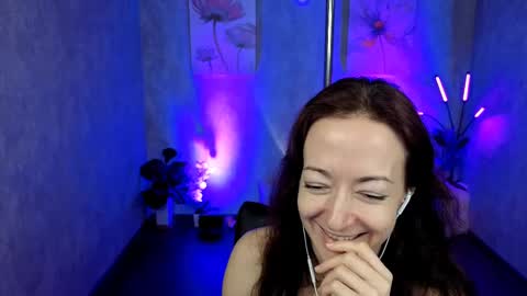 Kimberly online show from February 2025 04:40:01 PM