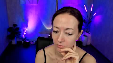 Kimberly online show from February 2025 05:10:02 PM