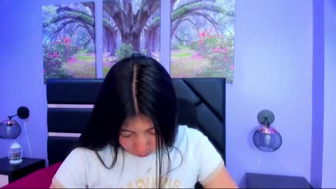 Kimberly Villalobos online show from September 2025 11:34:02 AM