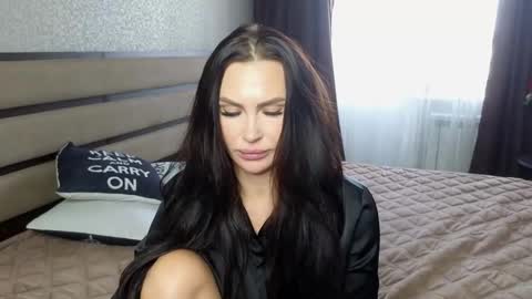 KIm online show from March 2025 08:40:02 AM