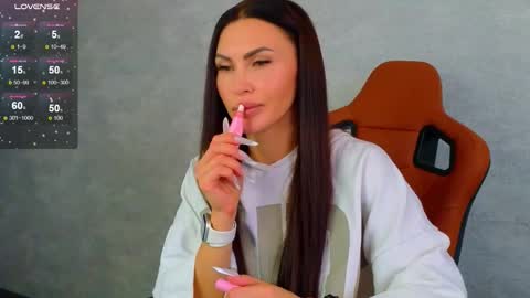 KIm online show from September 2025 07:08:02 AM