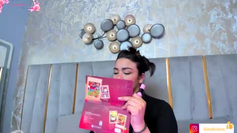  KIM  online show from September 2025 02:55:02 AM