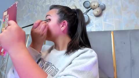  KIM  online show from January 2026 02:16:01 AM