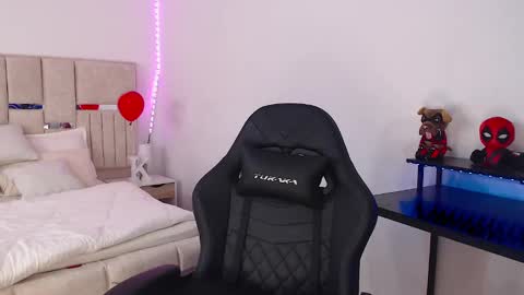 KimGeorgia online show from February 2025 11:58:02 PM