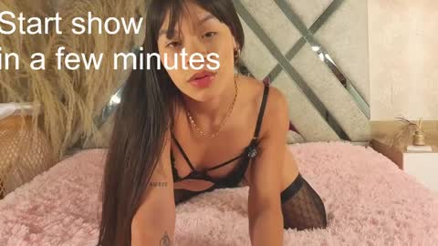 kimhilton online show from April 2026 04:10:02 AM
