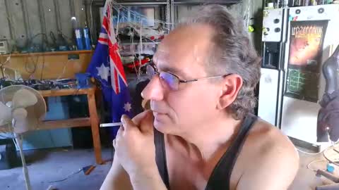 Snapshot of kimintheshed chatting on December 2025 09:51:01 AM kimintheshed online show from December 2025 09:51:01 AM