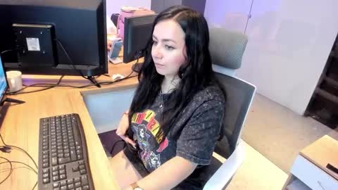 Camila online show from January 2026 12:55:01 PM