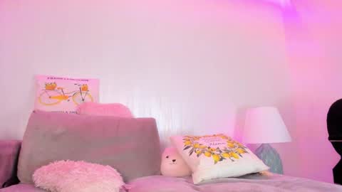 Natalie online show from March 2026 05:23:01 AM