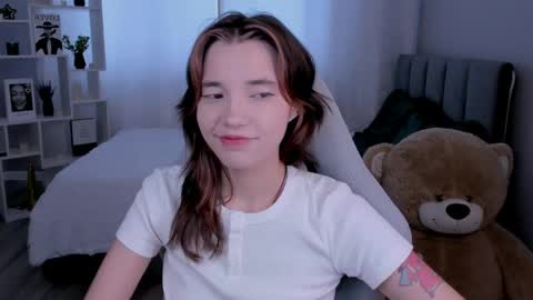 Snapshot of kimm_wong chatting on June 2026 03:41:01 AM kimm wong online show from June 2026 03:41:01 AM