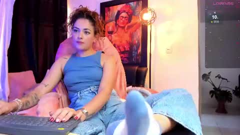 kimmberly_saenz_ online show from June 2026 10:25:01 PM