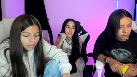 Snapshot of kimmi_foxy chatting on January 2025 12:54:02 AM kimmi online show from January 2025 12:54:02 AM