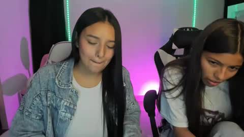 Snapshot of kimmi_foxy chatting on January 2025 11:33:01 PM kimmi online show from January 2025 11:33:01 PM