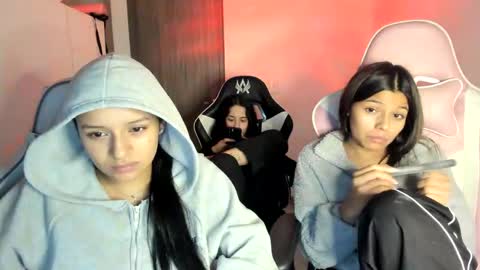 Snapshot of kimmi_foxy chatting on September 2025 11:15:01 PM kimmi online show from September 2025 11:15:01 PM