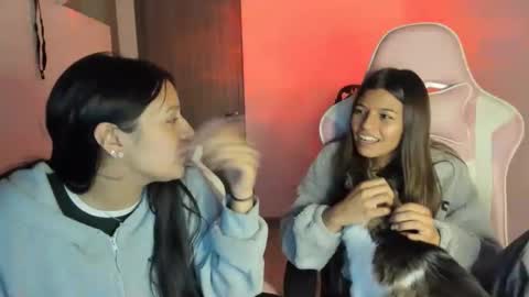 Snapshot of kimmi_foxy chatting on November 2025 11:05:01 PM kimmi online show from November 2025 11:05:01 PM