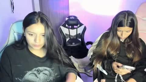 Snapshot of kimmi_foxy chatting on November 2025 11:06:01 PM kimmi online show from November 2025 11:06:01 PM