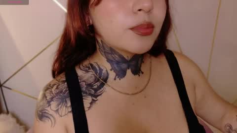 Snapshot of kimmi_kim chatting on June 2026 10:32:01 PM online show from June 2026 10:32:01 PM
