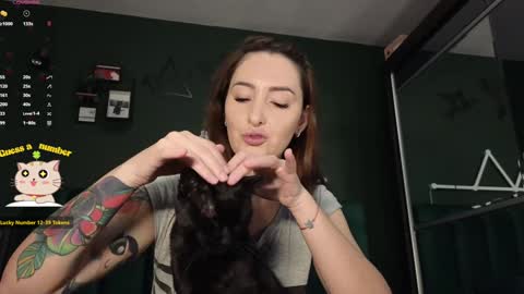 Snapshot of kimmie_ chatting on December 2025 08:54:01 AM Kimmie online show from December 2025 08:54:01 AM