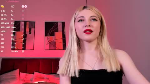 Snapshot of kimmie_shine chatting on March 2025 04:33:02 PM Your Kimmie follow me online show from March 2025 04:33:02 PM