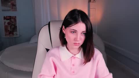 Snapshot of kimmie_shine chatting on February 2026 11:26:02 AM Your Kimmie follow me online show from February 2026 11:26:02 AM