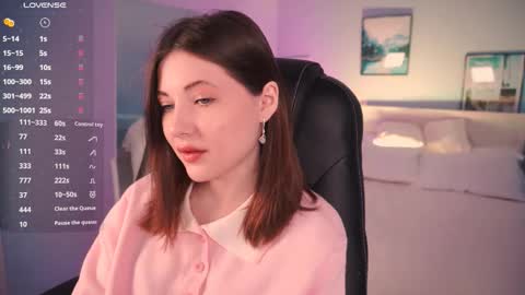 Snapshot of kimmie_shine chatting on February 2026 08:18:02 AM Your Kimmie follow me online show from February 2026 08:18:02 AM