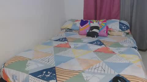 kimmy94192 online show from January 2025 01:13:01 PM