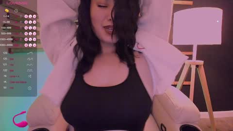 Lo online show from December 2024 05:51:02 PM