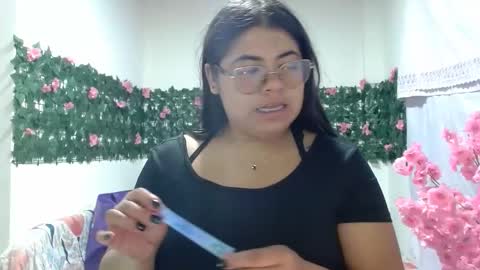 Kimmy online show from November 2025 01:27:02 AM