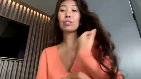 Kimmy online show from January 2025 12:02:01 PM