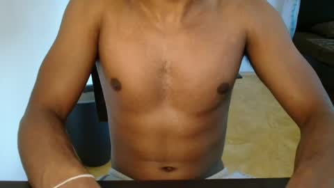 Snapshot of kinda_horny_right_now chatting on May 2026 10:54:01 AM Isaac online show from May 2026 10:54:01 AM