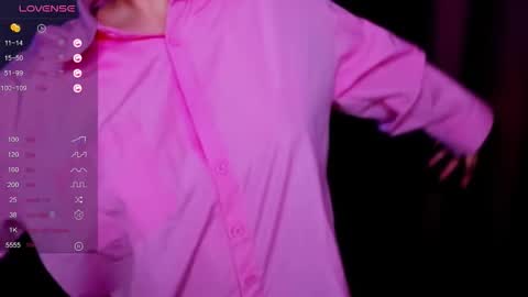 Hazel online show from November 2025 02:26:01 AM