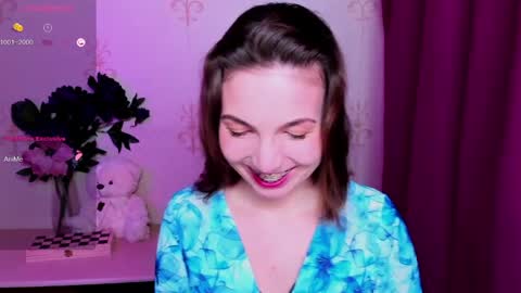 Hazel online show from April 2026 12:30:02 AM