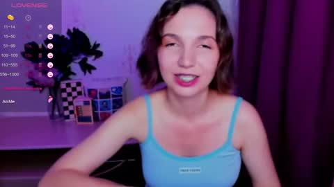 Snapshot of kindhazelhere_ chatting on July 2026 10:39:01 AM Hazel online show from July 2026 10:39:01 AM