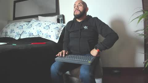 Snapshot of king_bear_25 chatting on February 2026 03:06:01 AM king_bear_25 online show from February 2026 03:06:01 AM