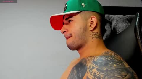 Angel Falconer online show from November 2025 11:43:02 PM