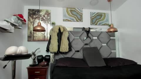 HOT MEN BLACK online show from January 2025 05:14:02 AM