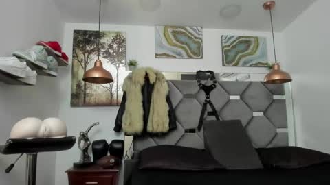 HOT MEN BLACK online show from January 2025 08:04:01 AM