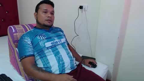 Snapshot of king_leo3 chatting on January 2026 01:24:01 PM King LEO online show from January 2026 01:24:01 PM