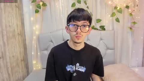 King  online show from August 2026 12:30:02 PM