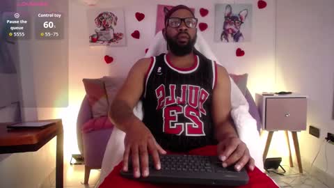 Malik  online show from February 2026 01:07:02 PM