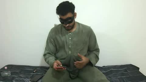 Snapshot of king_of_arabians chatting on June 2026 05:33:02 PM king_of_arabians online show from June 2026 05:33:02 PM