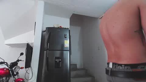 Snapshot of king_russo chatting on January 2025 07:08:01 PM king_russo online show from January 2025 07:08:01 PM