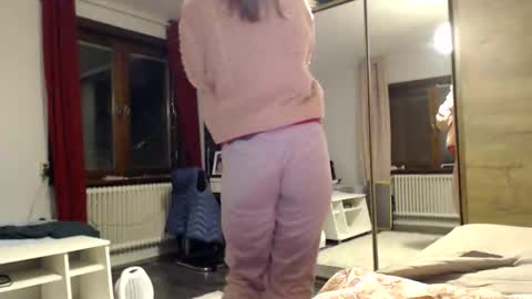 sexysexyhotwetpinkredpussy online show from February 2026 07:32:02 PM