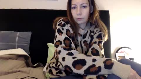 sexysexyhotwetpinkredpussy online show from April 2026 09:50:01 PM