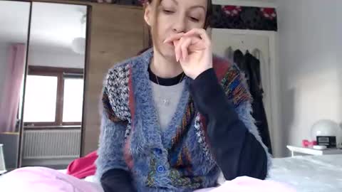 Snapshot of kingandprincess chatting on June 2026 06:02:01 PM sexysexyhotwetpinkredpussy online show from June 2026 06:02:01 PM