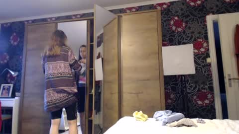sexysexyhotwetpinkredpussy online show from July 2026 08:44:02 PM